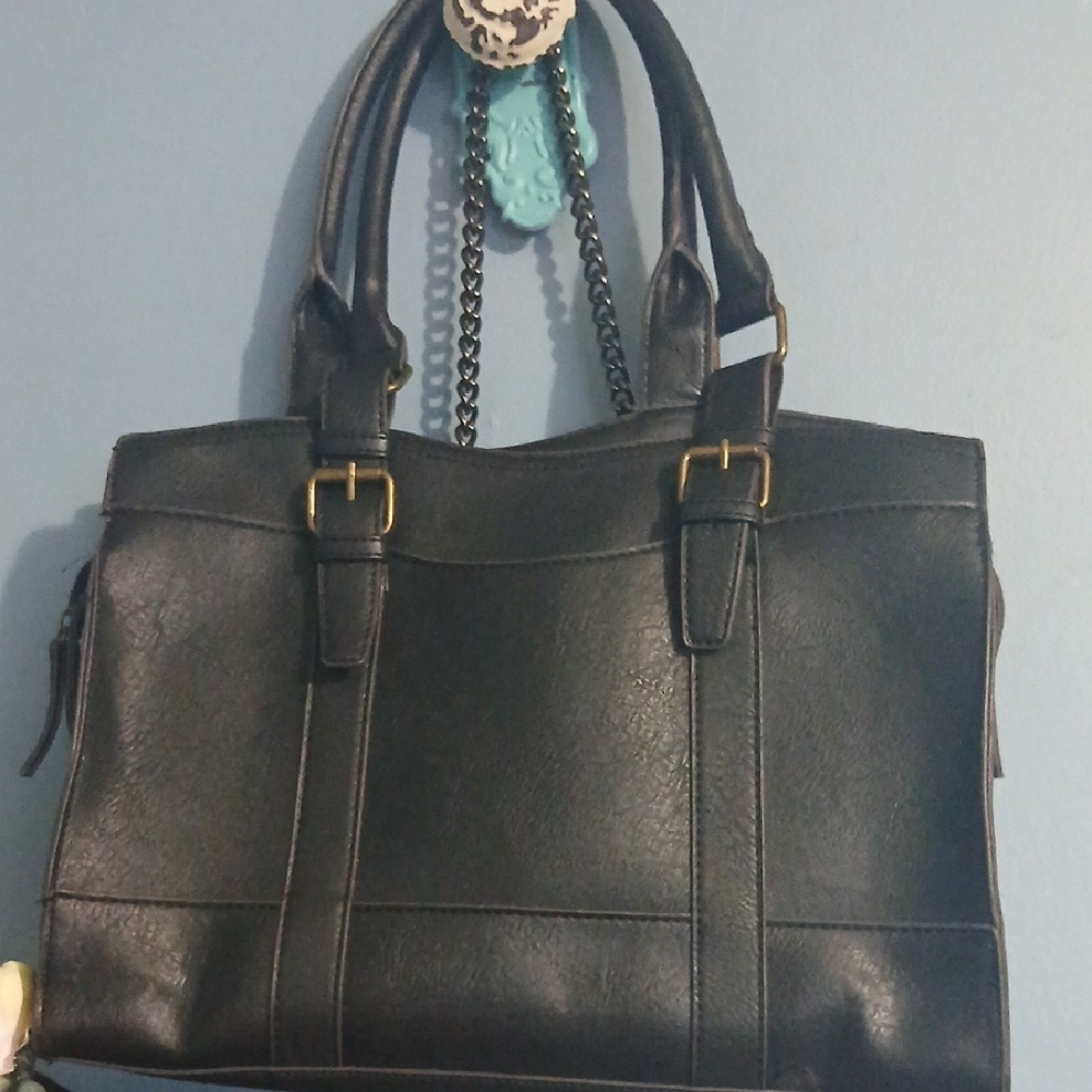 Bueno Black Leather Handbag
